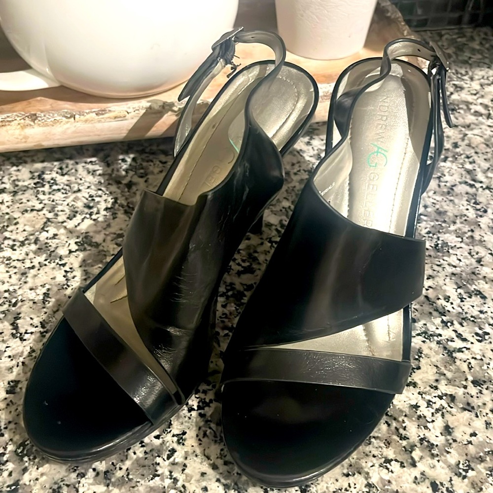 Black pre-loved high heels sandals. Size 8